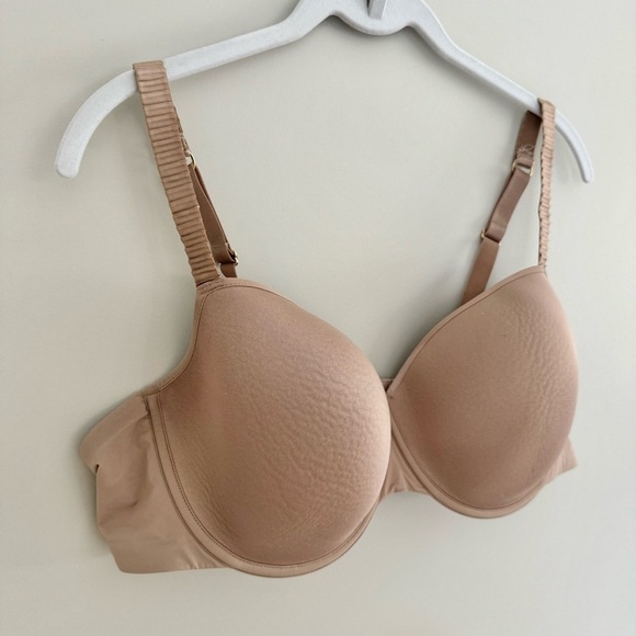ThirdLove 24/7 Classic T-Shirt Bra
Color: tan
Size: 42C - Picture 7 of 16